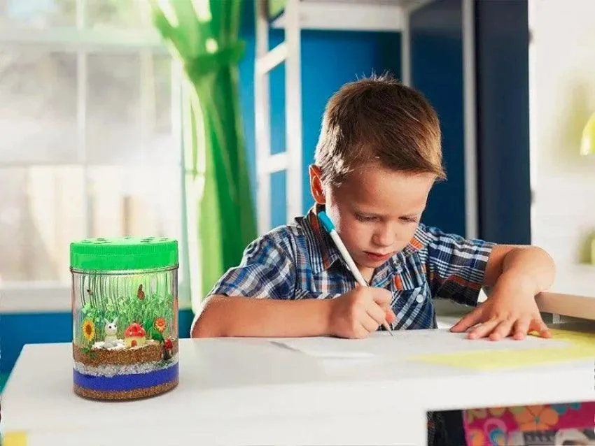 Dan&Darci Light-up Terrarium Kit for Kids with LED Light on Lid