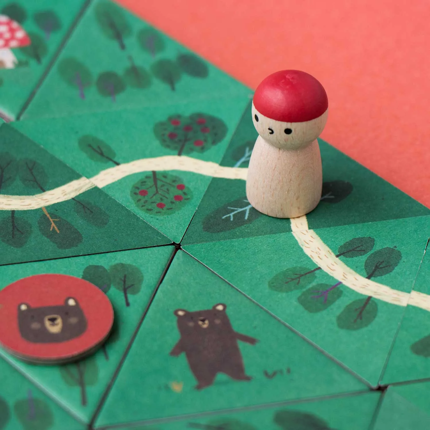 Londji Strategy Game - Climb the Mountain